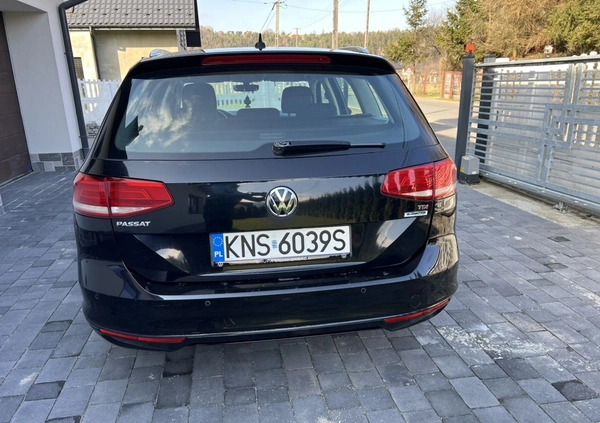 Volkswagen Passat cena 54900 przebieg: 183500, rok produkcji 2017 z Sompolno małe 37